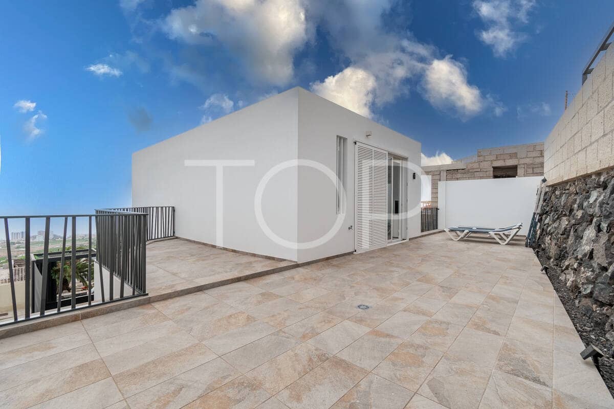 Casa de 3 habitaciones en Adeje en venta con garaje - 1.090.000 € (Ref: 10066956)