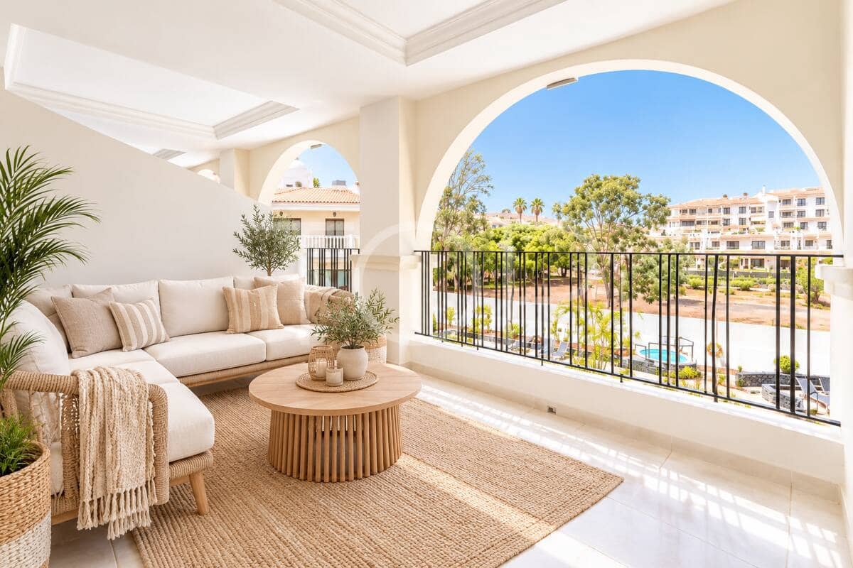 1 sypialnia Penthouse na sprzedaż w Los Cristianos z basenem garażem - 569 580 € (Ref: 10066958)
