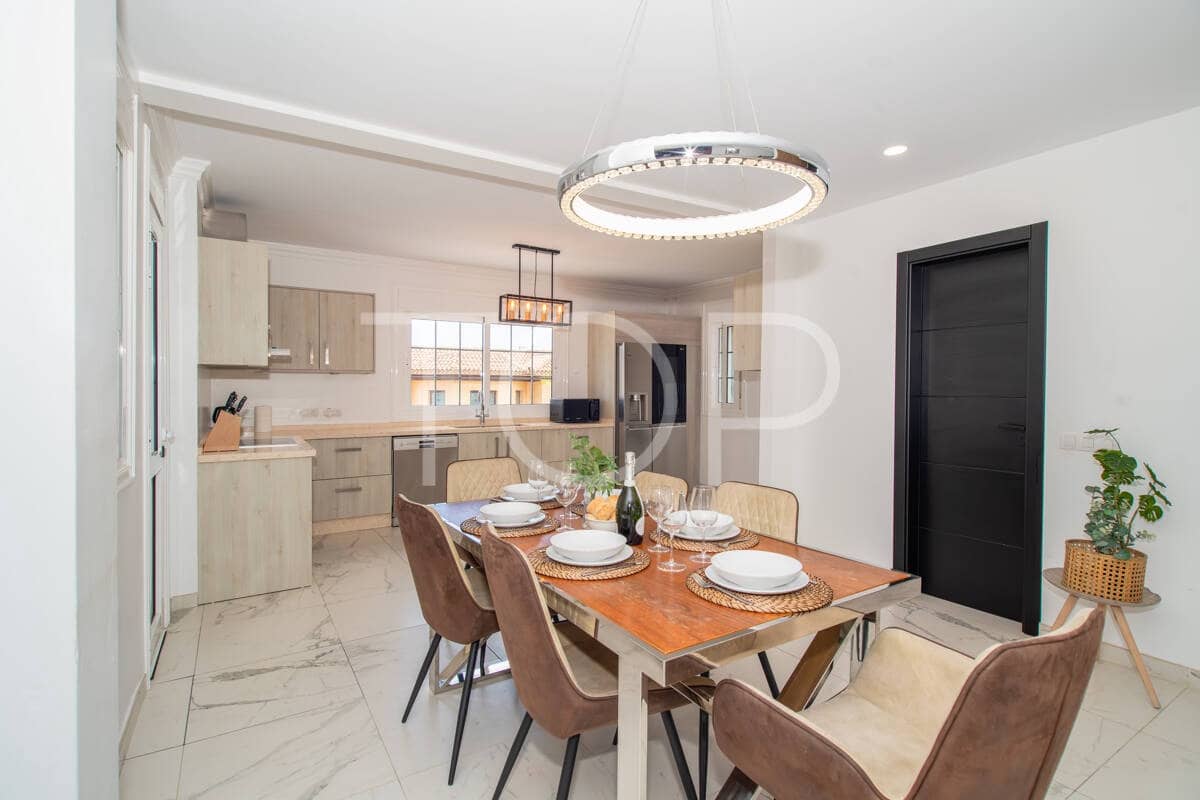 4 Zimmer Villa zu verkaufen in Costa Adeje mit Pool Garage - 1.590.000 € (Ref: 10074752)
