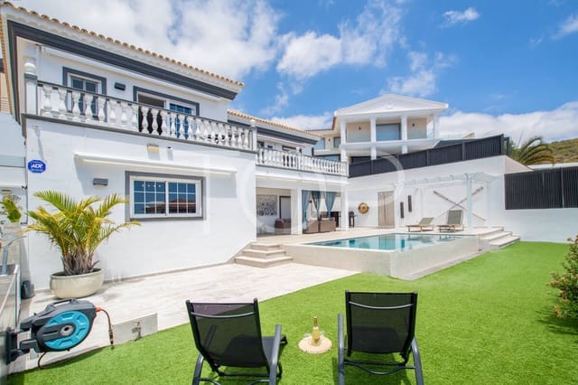 4 Zimmer Villa zu verkaufen in Torviscas Centro y Alto, Adeje mit Pool Garage - 1.590.000 € (Ref: 10074752)