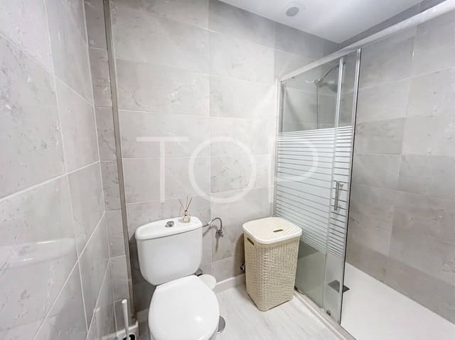 1 sovrum Lägenhet till salu i Los Cristianos, Arona med pool garage - 275 000 € (Ref: 10080237)