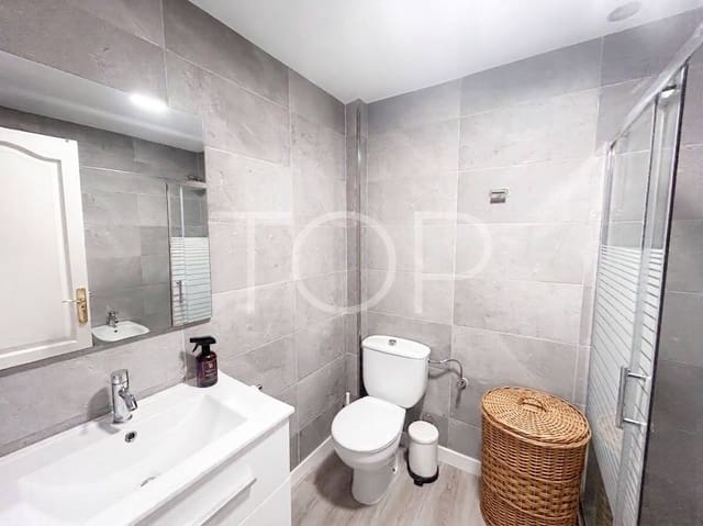 1 sovrum Lägenhet till salu i Los Cristianos, Arona med pool garage - 275 000 € (Ref: 10080237)