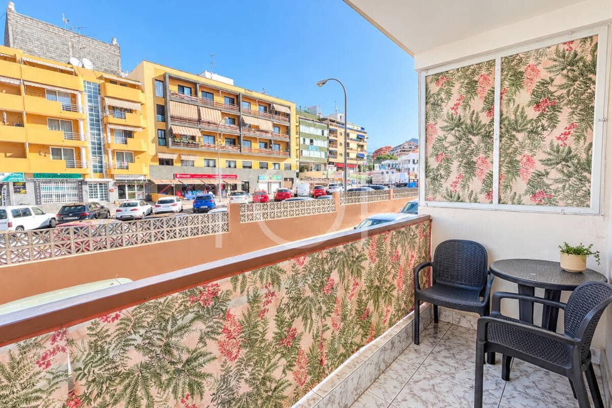 1 makuuhuone Asunto myytävänä paikassa Los Cristianos mukana uima-altaan 
autotalli - 275 000 € (Ref: 10080237)