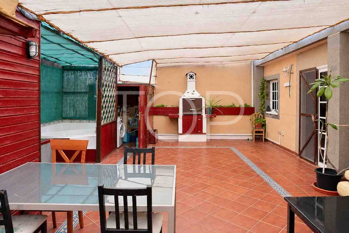 2 slaapkamer Penthouse te koop in Guargacho - € 249.000 (Ref: 10114470)