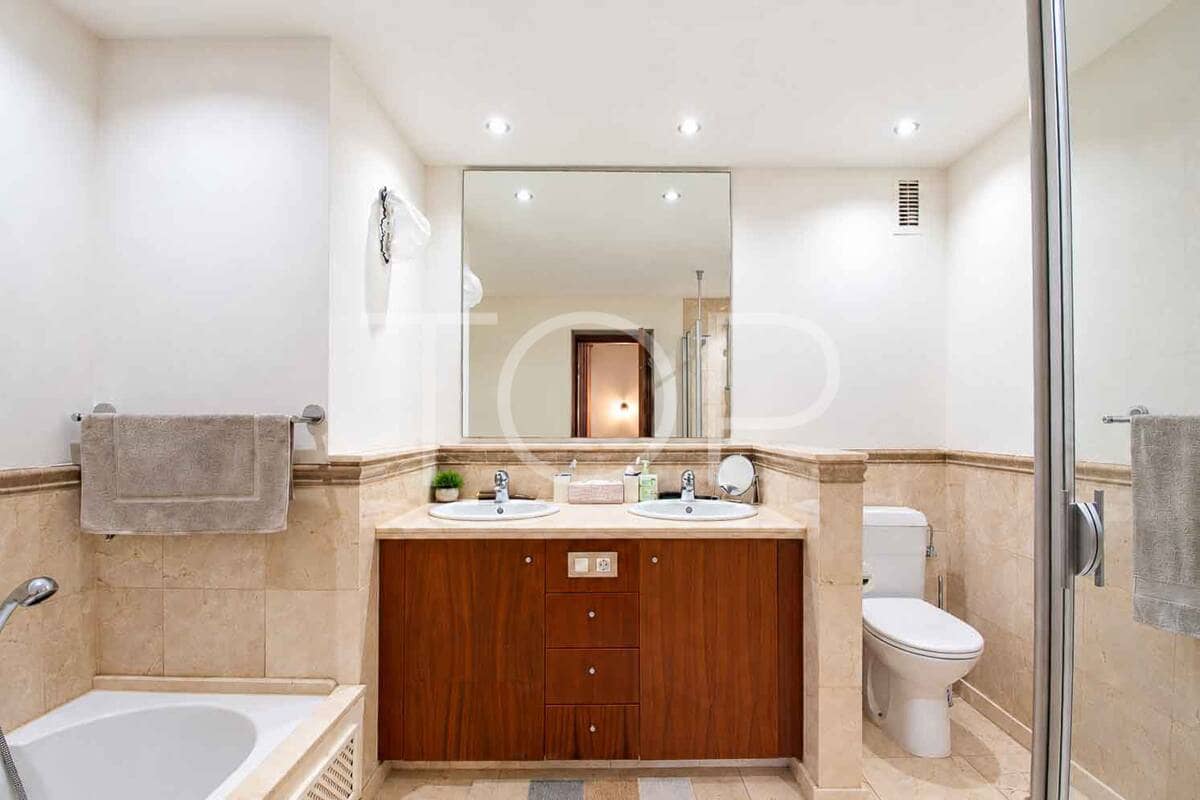 2 camera da letto Appartamento in vendita in Palm-Mar con piscina garage - 655.000 € (Rif: 10135303)