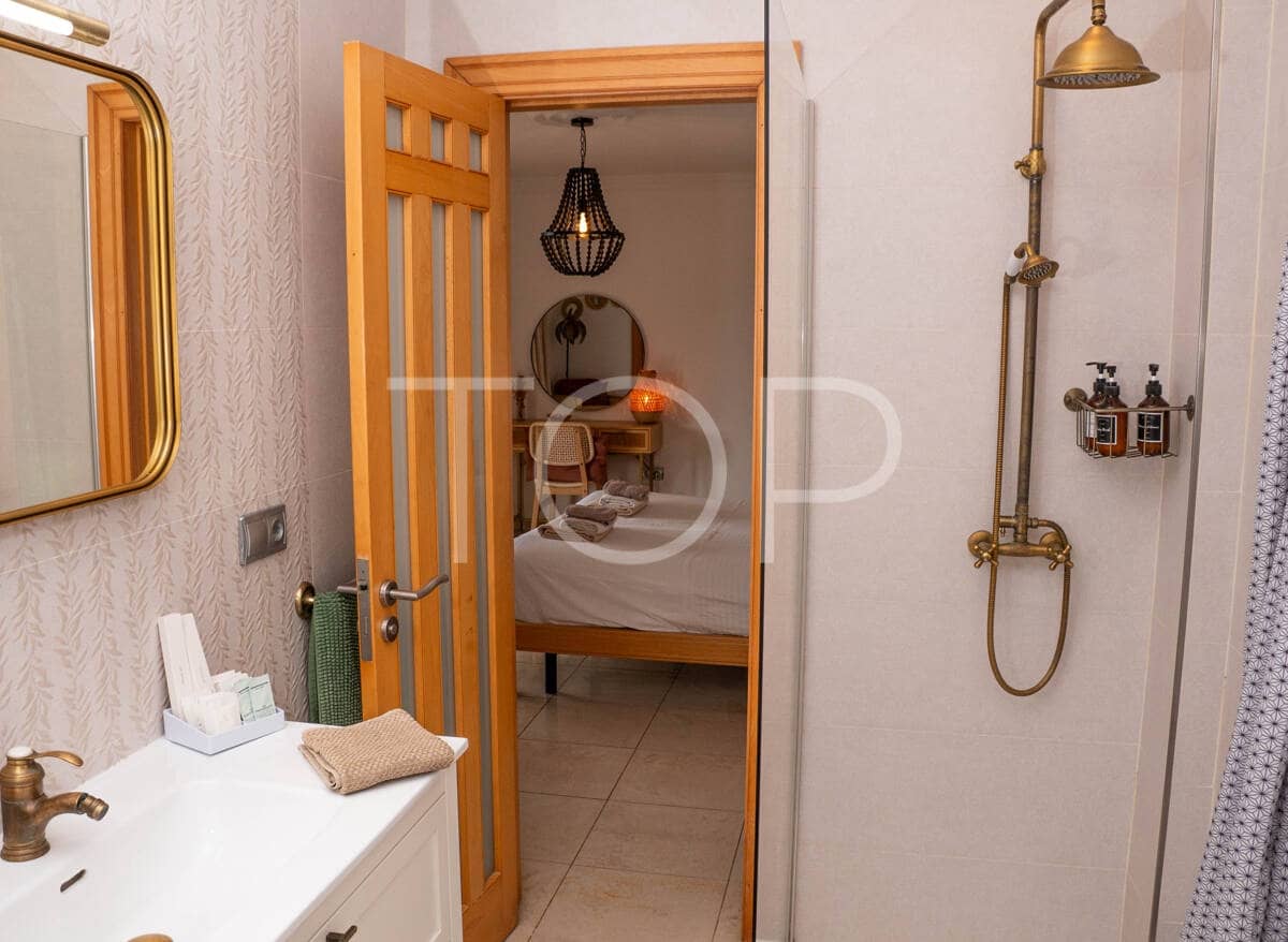 Chalet de 5 habitaciones en Costa Adeje en venta con piscina garaje - 1.500.000 € (Ref: 10145625)