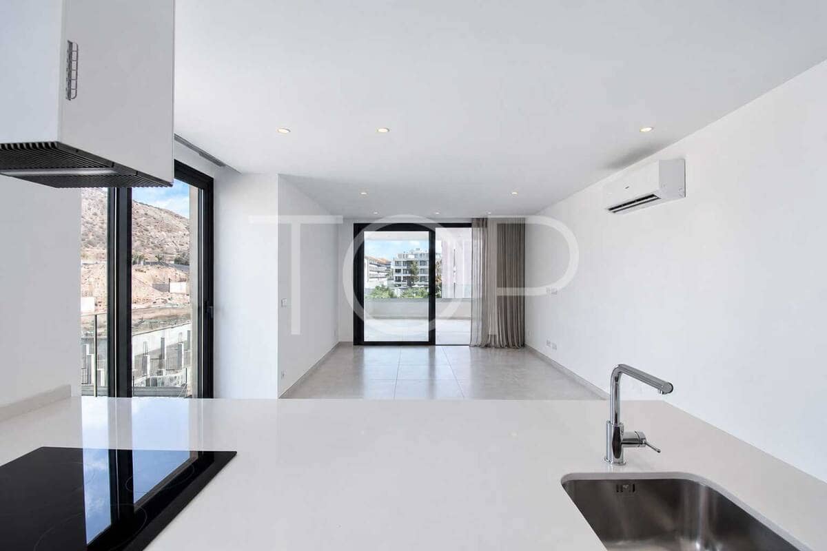 2 camera da letto Appartamento in vendita in Palm-Mar con piscina garage - 495.000 € (Rif: 10148199)