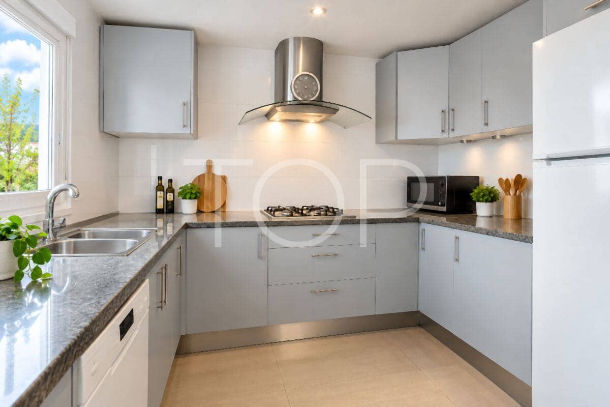 6 soveværelse Byhus til salg i Buzanada med garage - € 639.000 (Ref: 10163979)