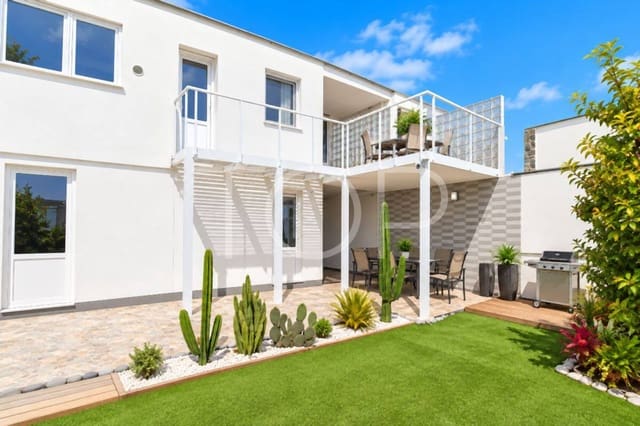 6 soveværelse Byhus til salg i Buzanada, Arona med garage - € 639.000 (Ref: 10163979)