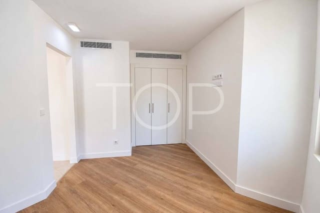 1 soveværelse Lejlighed til salg i Los Cristianos, Arona med swimmingpool garage - € 359.713 (Ref: 10165926)