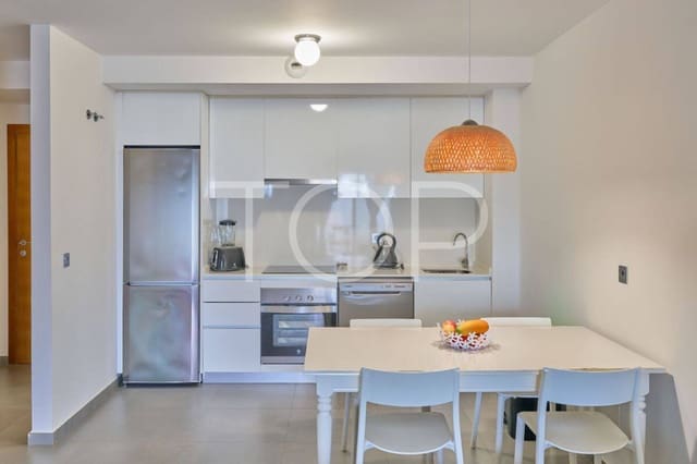 2 bedroom Flat for sale in La Tejita, Granadilla de Abona with pool garage - € 400,000 (Ref: 10170279)