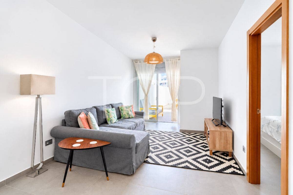 2 bedroom Flat for sale in La Tejita with pool garage - € 400,000 (Ref: 10170279)