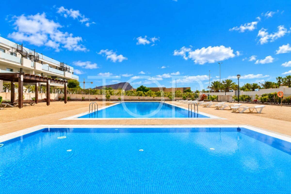 2 bedroom Flat for sale in La Tejita with pool garage - € 400,000 (Ref: 10170279)