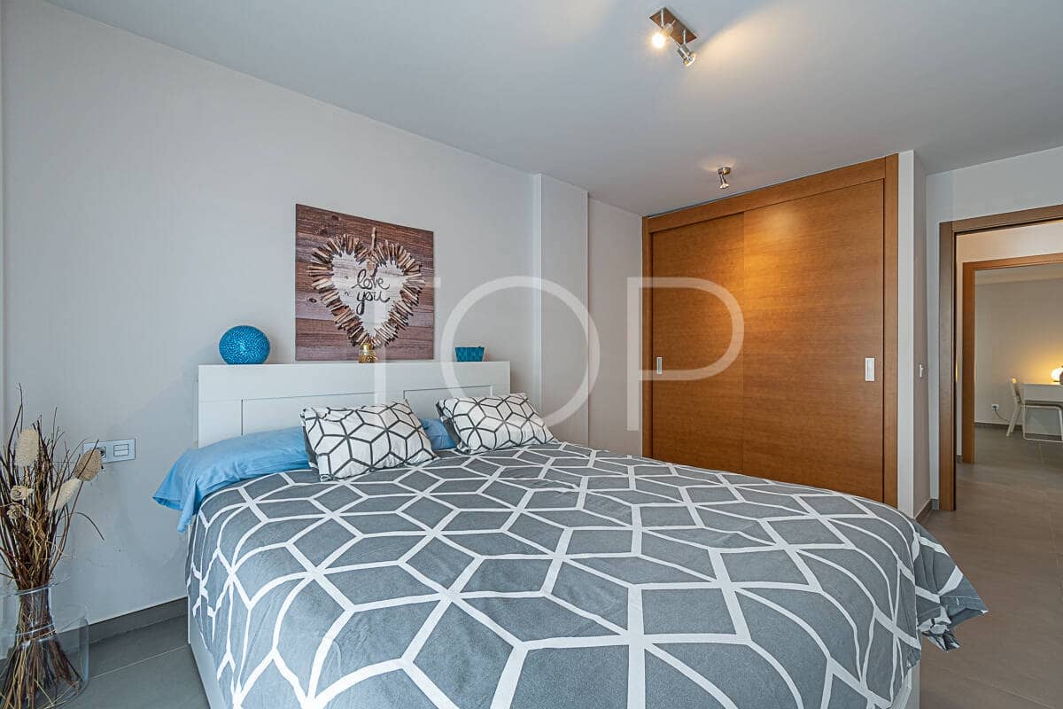 2 bedroom Flat for sale in La Tejita with pool garage - € 390,000 (Ref: 10170280)