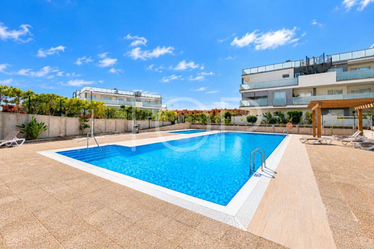 2 bedroom Flat for sale in La Tejita with pool garage - € 390,000 (Ref: 10170280)