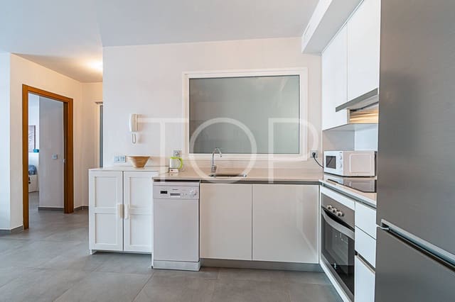 2 bedroom Flat for sale in La Tejita, Granadilla de Abona with pool garage - € 390,000 (Ref: 10170280)