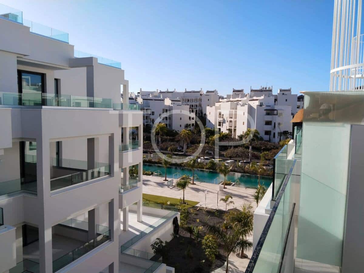 Ático de 2 habitaciones en Palm-Mar en venta con piscina garaje - 616.350 € (Ref: 10173040)