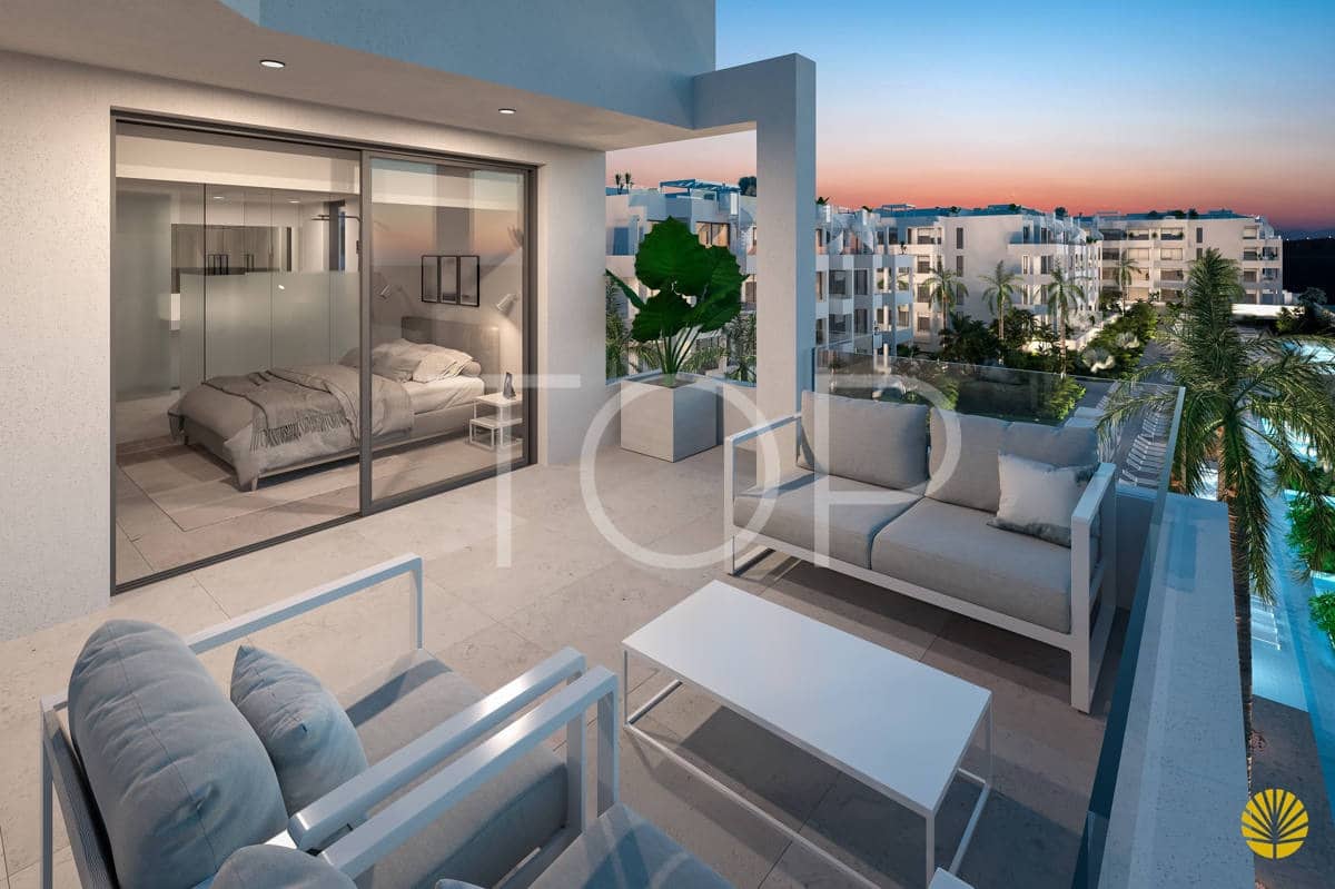Ático de 2 habitaciones en Palm-Mar en venta con piscina garaje - 616.350 € (Ref: 10173040)