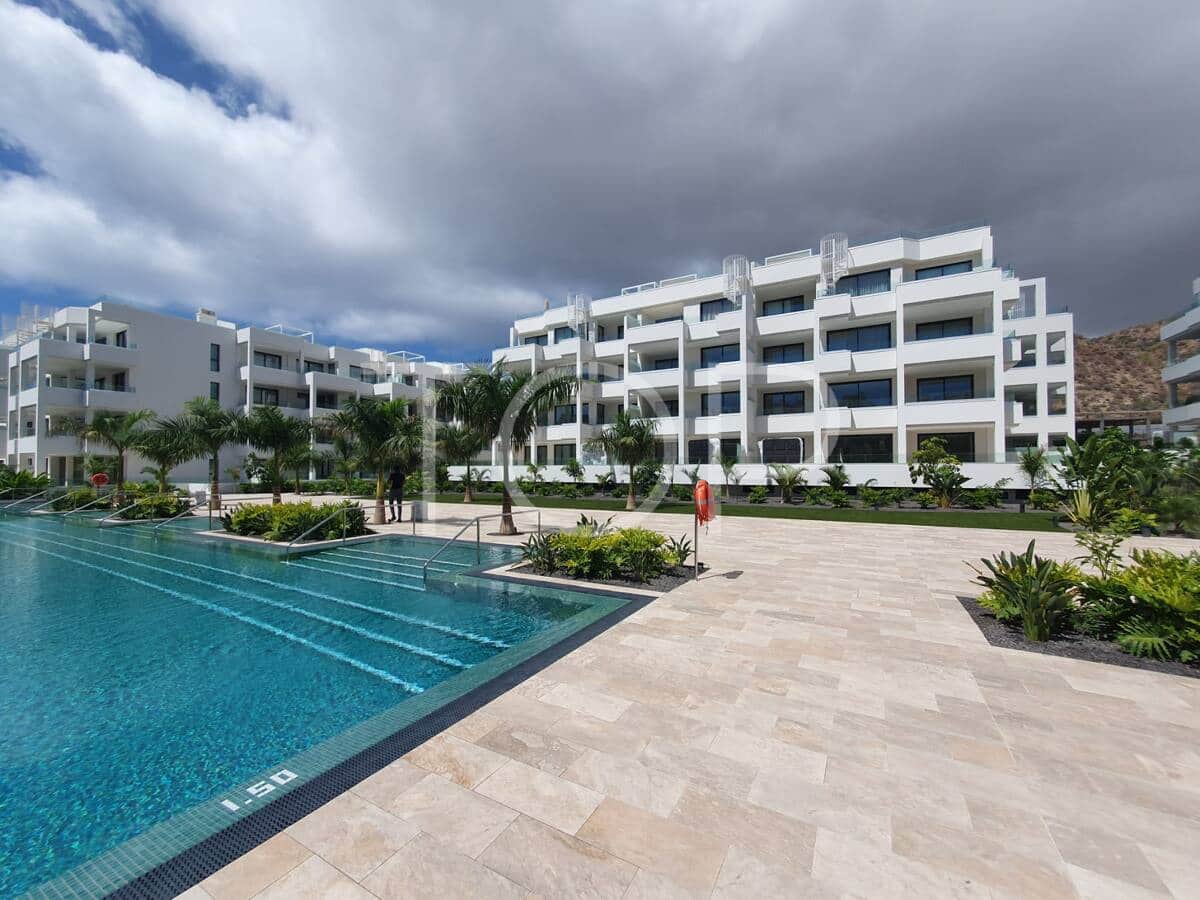 Ático de 2 habitaciones en Palm-Mar en venta con piscina garaje - 616.350 € (Ref: 10173040)