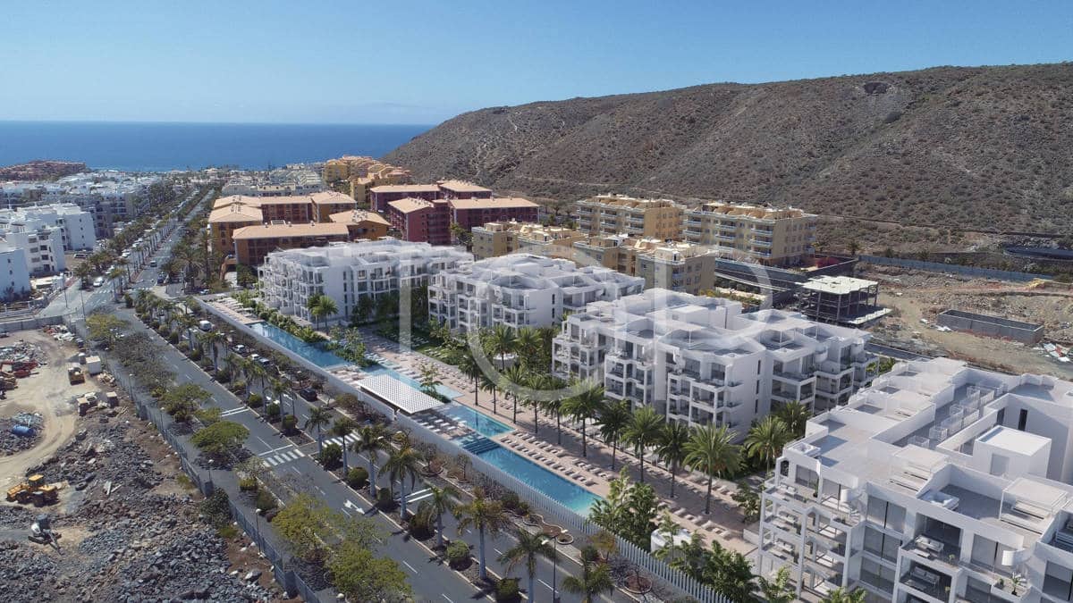Ático de 2 habitaciones en Palm-Mar en venta con piscina garaje - 616.350 € (Ref: 10173040)