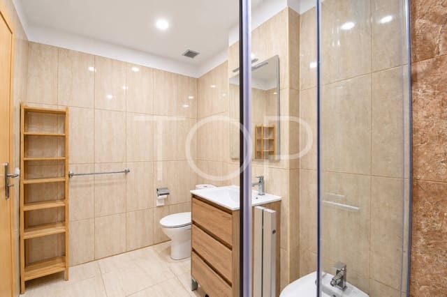 2 slaapkamer Flat te koop in Amarilla Golf, San Miguel de Abona met zwembad garage - € 338.500 (Ref: 10176082)