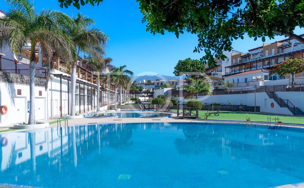 2 slaapkamer Flat te koop in Amarilla Golf met zwembad garage - € 338.500 (Ref: 10176082)