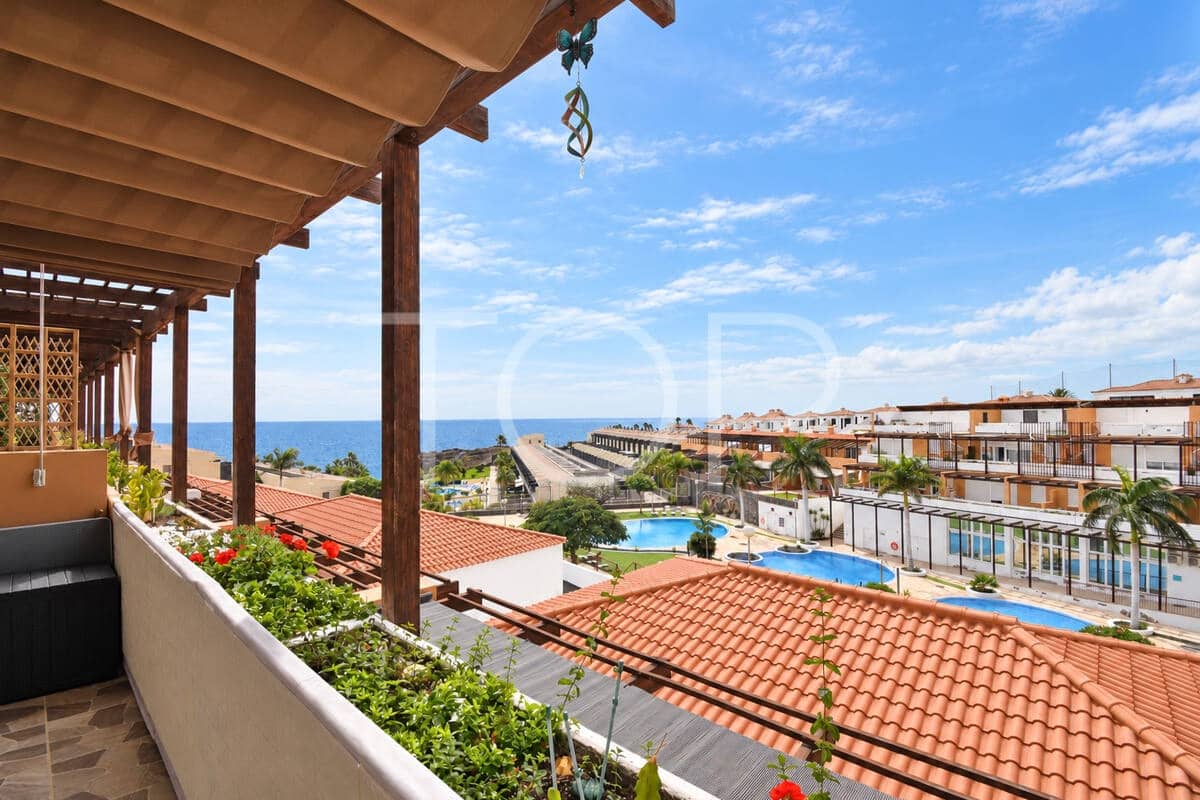 2 slaapkamer Flat te koop in Amarilla Golf met zwembad garage - € 338.500 (Ref: 10176082)