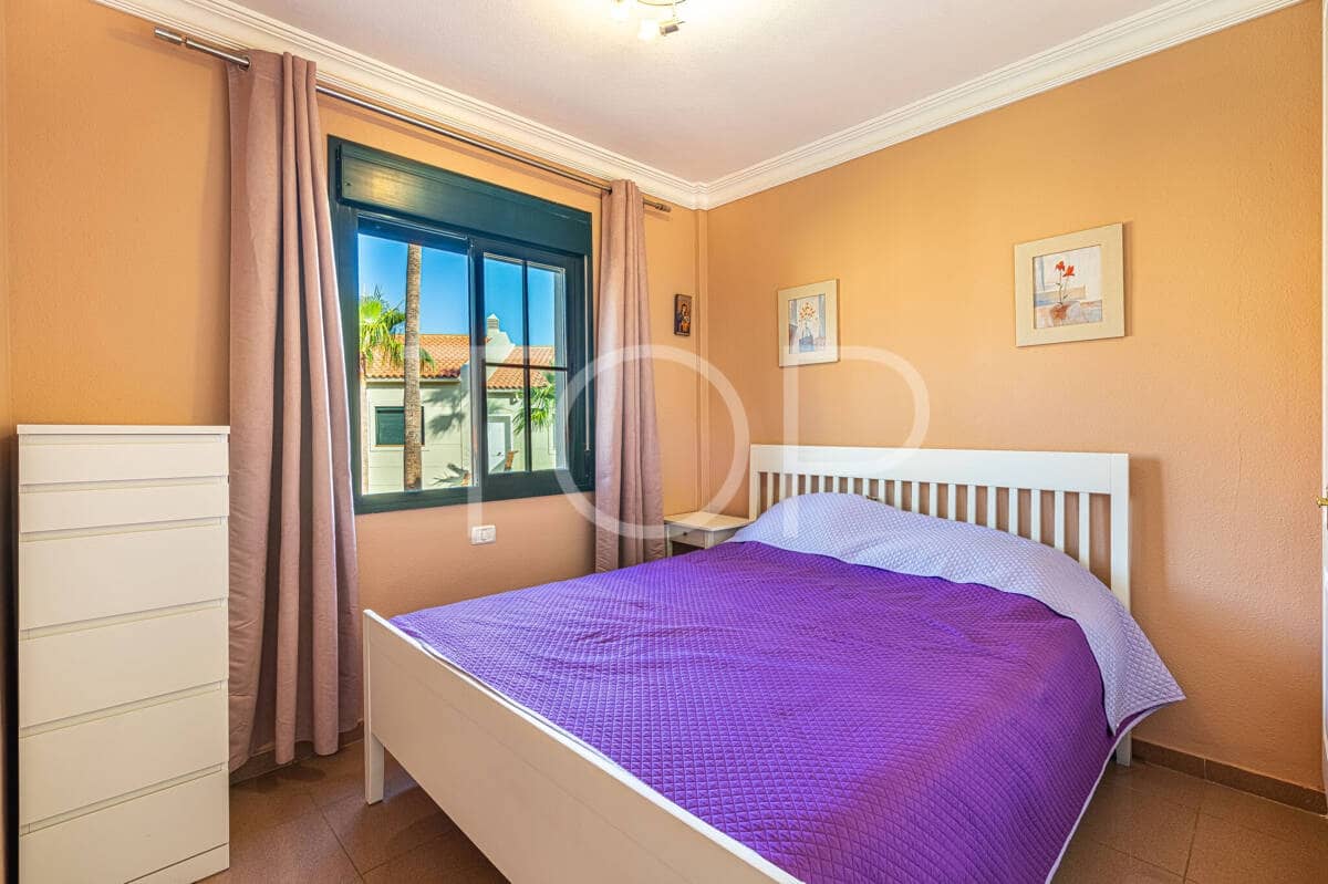 3 soveværelse Penthouse til salg i Playa del Duque med swimmingpool garage - € 720.000 (Ref: 10179661)