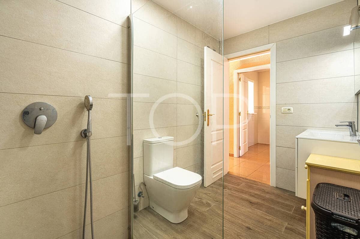 3 soveværelse Penthouse til salg i Playa del Duque med swimmingpool garage - € 720.000 (Ref: 10179661)