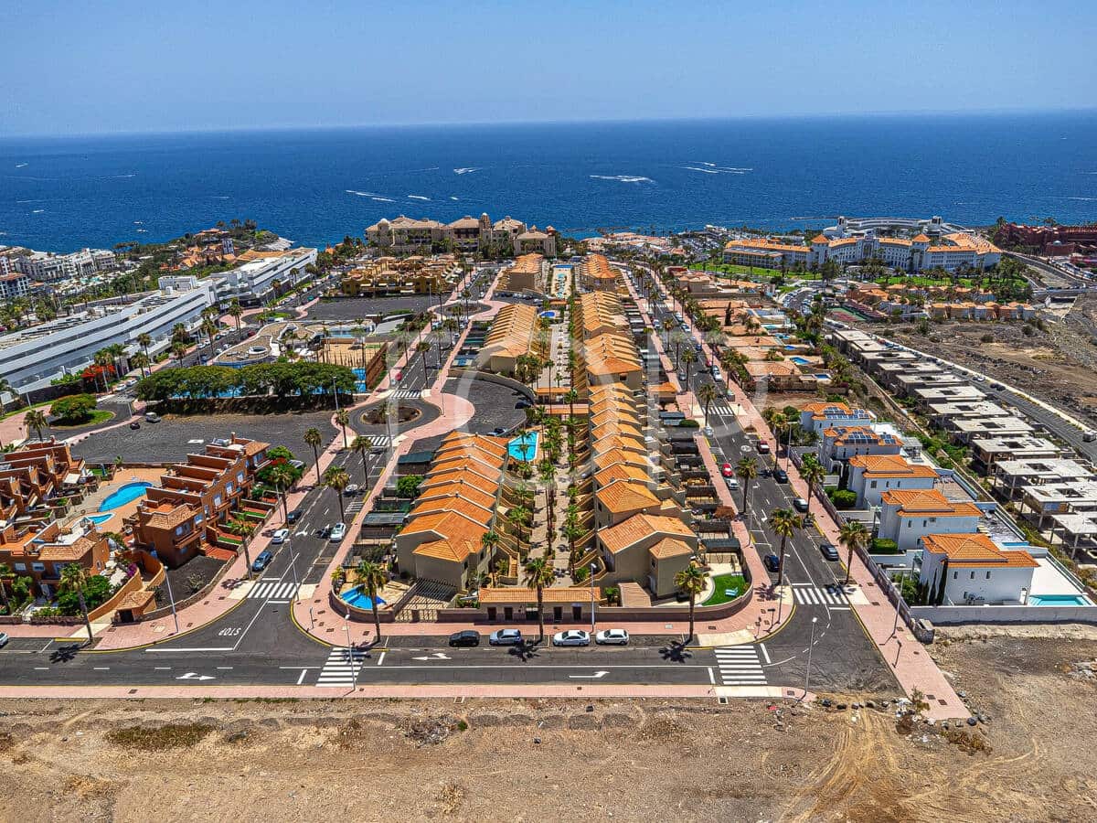 3 soveværelse Penthouse til salg i Playa del Duque med swimmingpool garage - € 720.000 (Ref: 10179661)