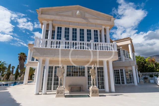 6 soverom Villa til salgs i La Caleta Adeje, Adeje med svømmebasseng garasje - € 4 500 000 (Ref: 7673220)