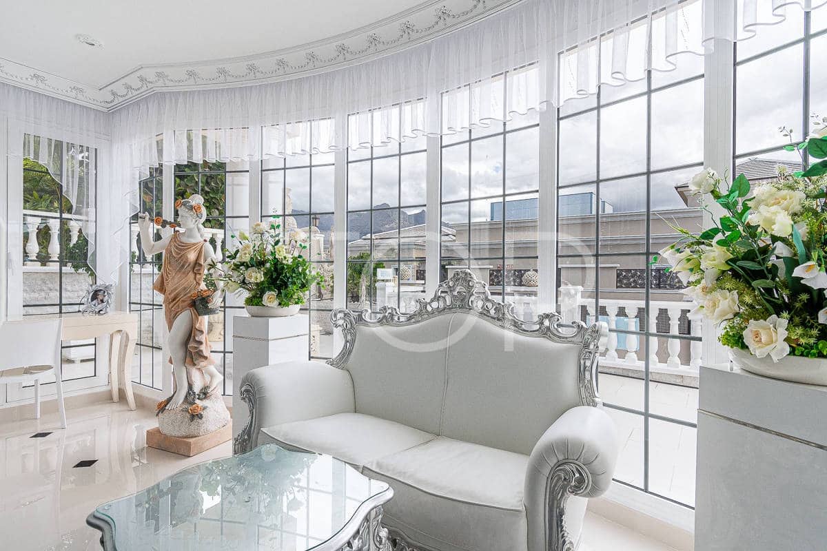 6 slaapkamer Villa te koop in La Caleta Adeje met zwembad garage - € 4.500.000 (Ref: 7673220)