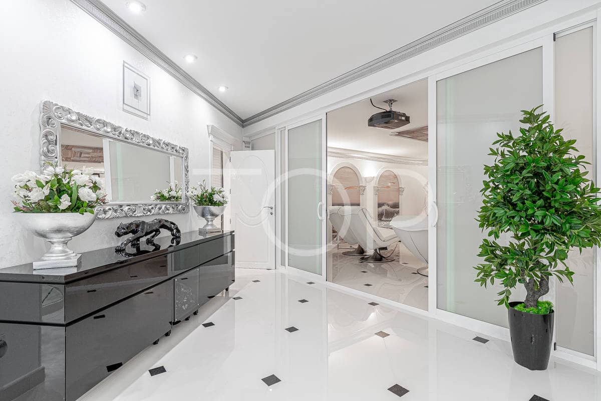 6 slaapkamer Villa te koop in La Caleta Adeje met zwembad garage - € 4.500.000 (Ref: 7673220)