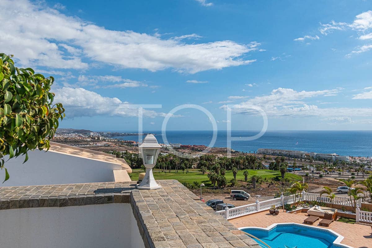 6 slaapkamer Villa te koop in La Caleta Adeje met zwembad garage - € 4.500.000 (Ref: 7673220)