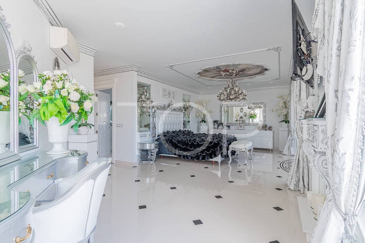 6 slaapkamer Villa te koop in La Caleta Adeje met zwembad garage - € 4.500.000 (Ref: 7673220)