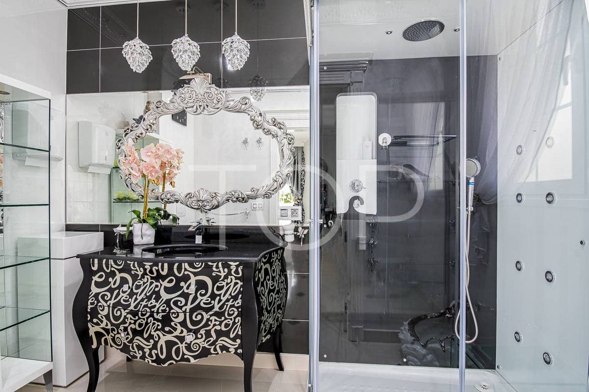 6 slaapkamer Villa te koop in La Caleta Adeje met zwembad garage - € 4.500.000 (Ref: 7673220)