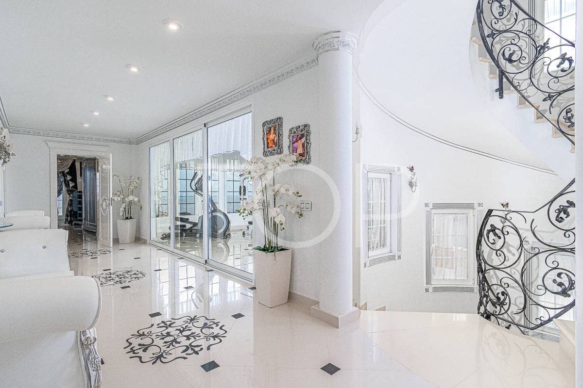 6 slaapkamer Villa te koop in La Caleta Adeje met zwembad garage - € 4.500.000 (Ref: 7673220)