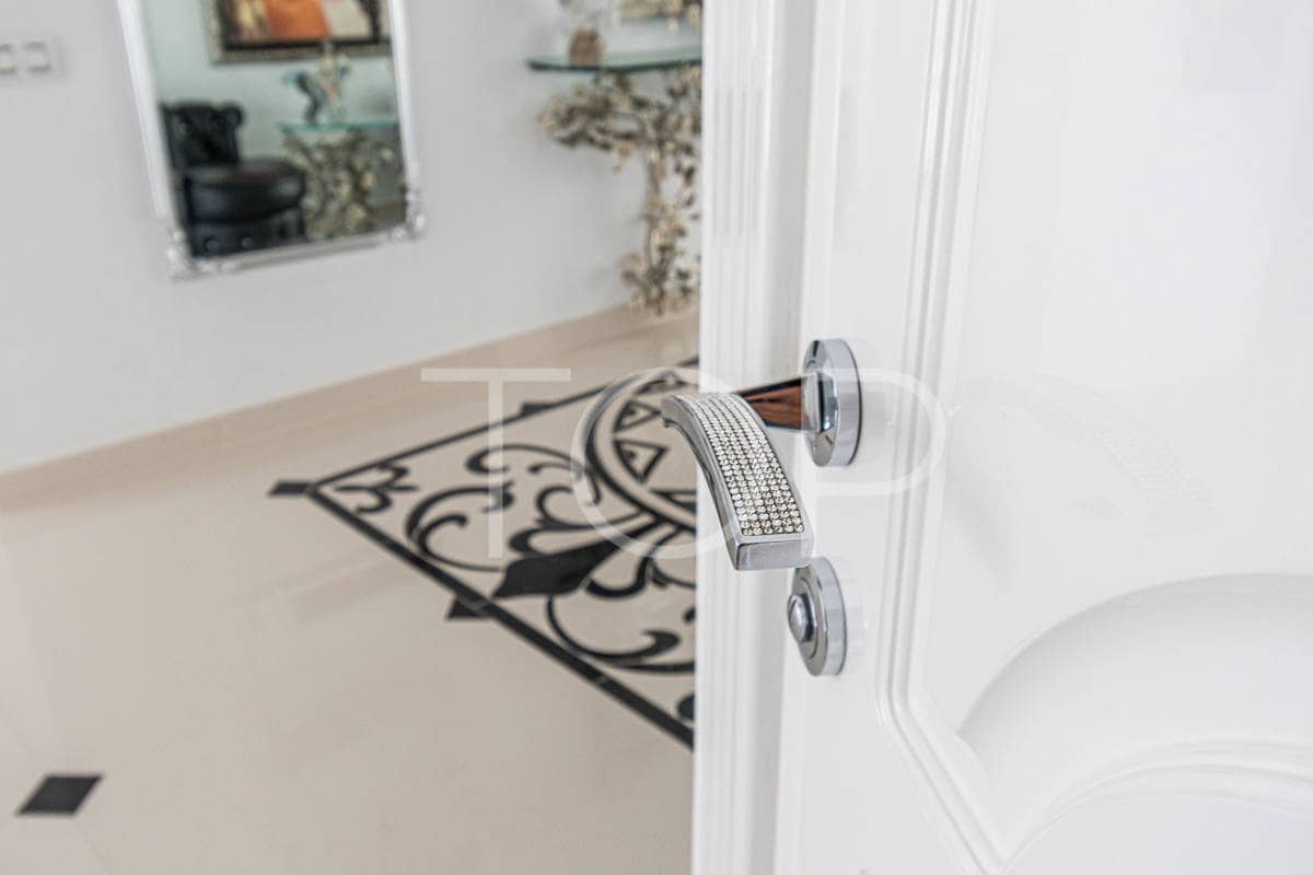 6 slaapkamer Villa te koop in La Caleta Adeje met zwembad garage - € 4.500.000 (Ref: 7673220)