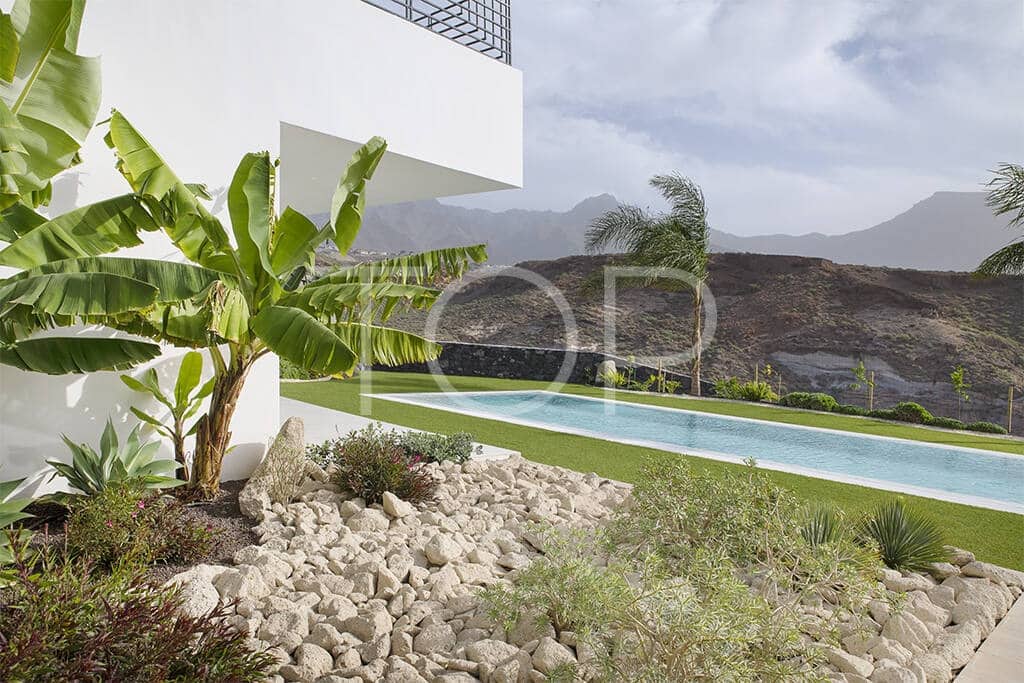 5 bedroom Villa for sale in La Caleta Adeje with pool garage - € 6,350,000 (Ref: 7673239)