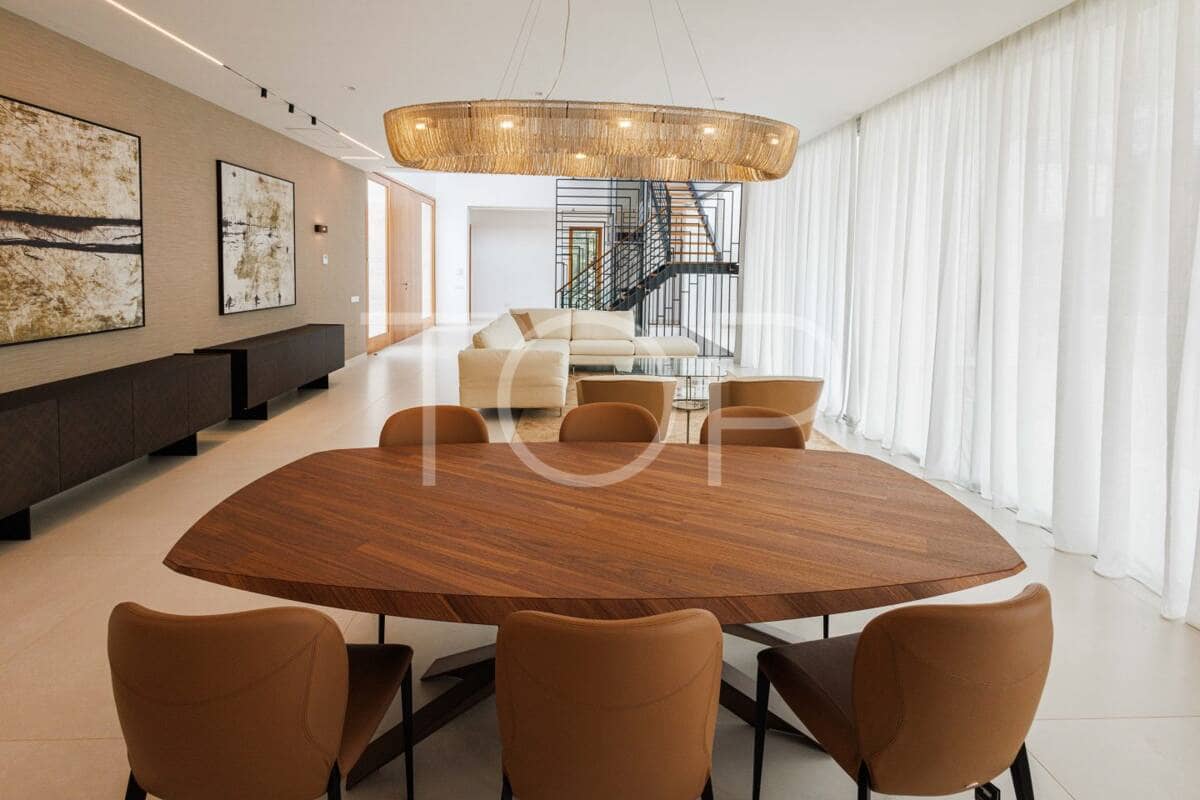 5 bedroom Villa for sale in La Caleta Adeje with pool garage - € 6,350,000 (Ref: 7673239)