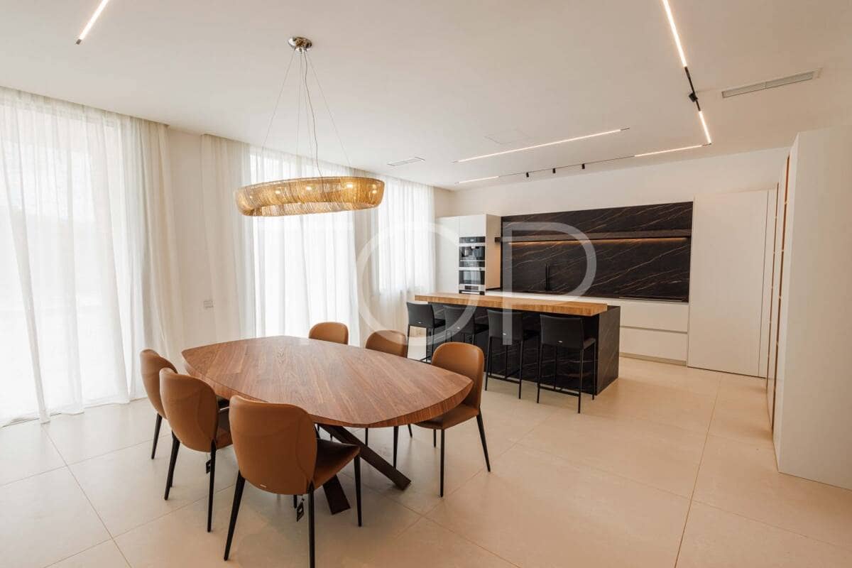 5 bedroom Villa for sale in La Caleta Adeje with pool garage - € 6,350,000 (Ref: 7673239)