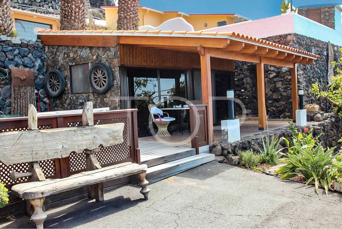 9 soveværelse Finca/Landehus til salg i Alcala med swimmingpool garage - € 3.050.000 (Ref: 7673247)