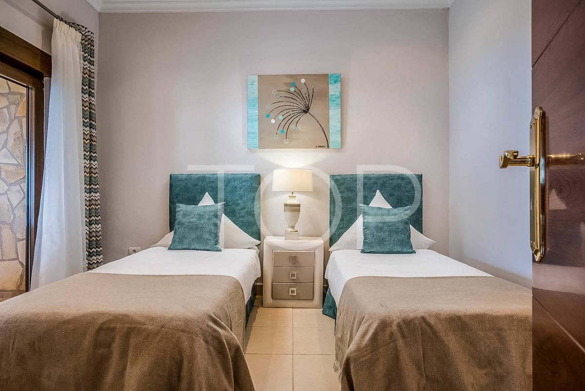 14 soveværelse Finca/Landehus til salg i Playa San Juan med swimmingpool garage - € 2.500.000 (Ref: 7673248)