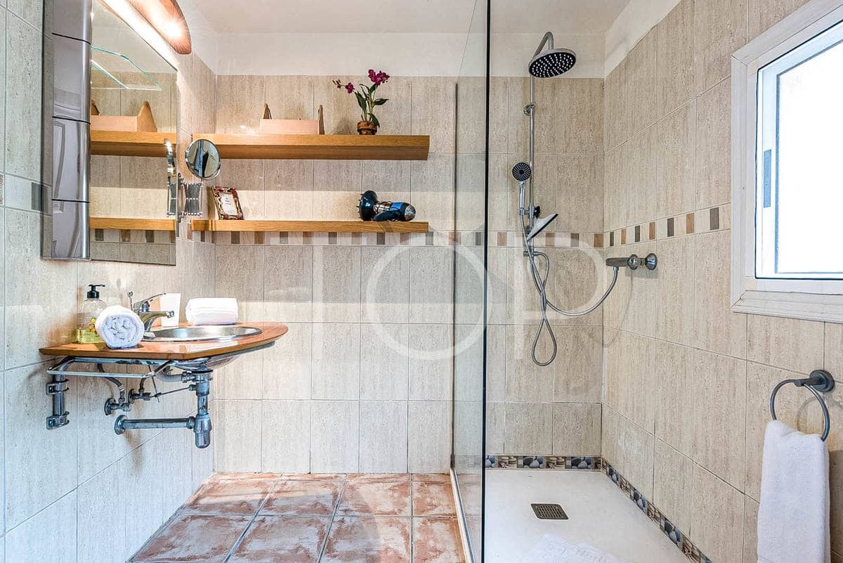 15 soverom Finca/Herregård til salgs i Chio med svømmebasseng - € 2 500 000 (Ref: 7673249)