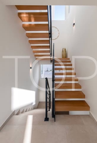 3 soverom Villa til salgs i San Eugenio Alto, Adeje med svømmebasseng garasje - € 2 338 600 (Ref: 7673258)