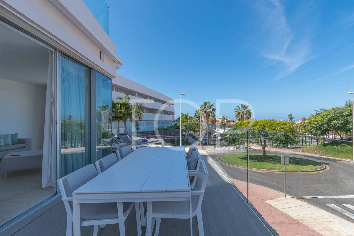 2 bedroom Flat for sale in La Caleta Adeje with pool garage - € 535,000 (Ref: 7673294)