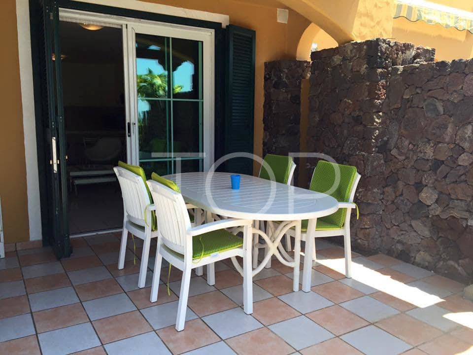 2 soveværelse Lejlighed til salg i Costa del Silencio med swimmingpool - € 449.500 (Ref: 7673312)