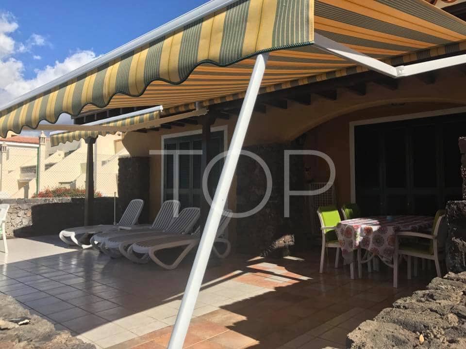 2 soveværelse Lejlighed til salg i Costa del Silencio med swimmingpool - € 449.500 (Ref: 7673312)