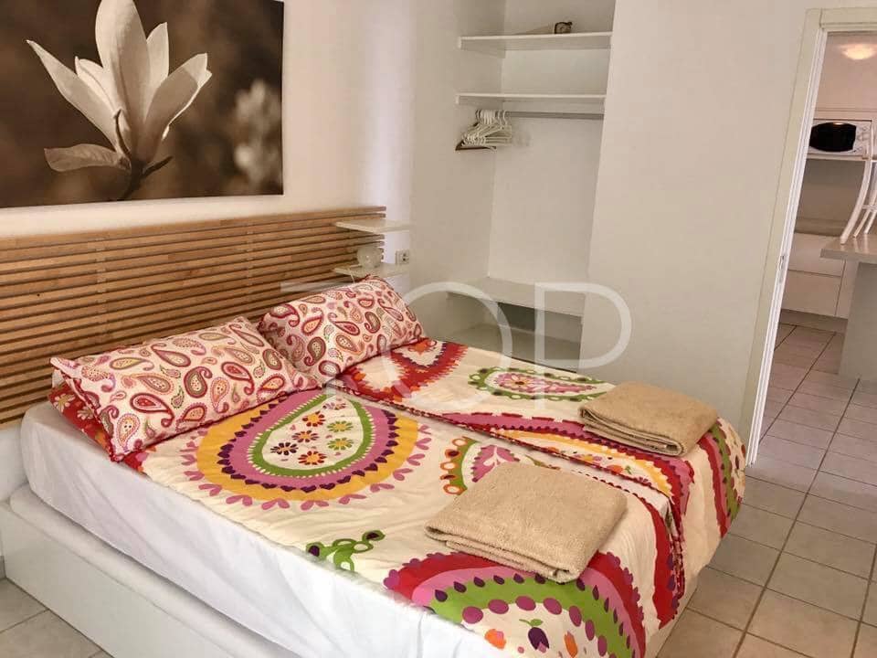 2 soveværelse Lejlighed til salg i Costa del Silencio med swimmingpool - € 449.500 (Ref: 7673312)