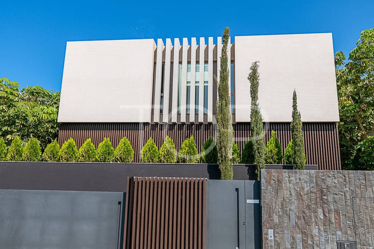 4 soveværelse Byhus til salg i La Caleta Adeje med swimmingpool garage - € 4.300.000 (Ref: 7673322)